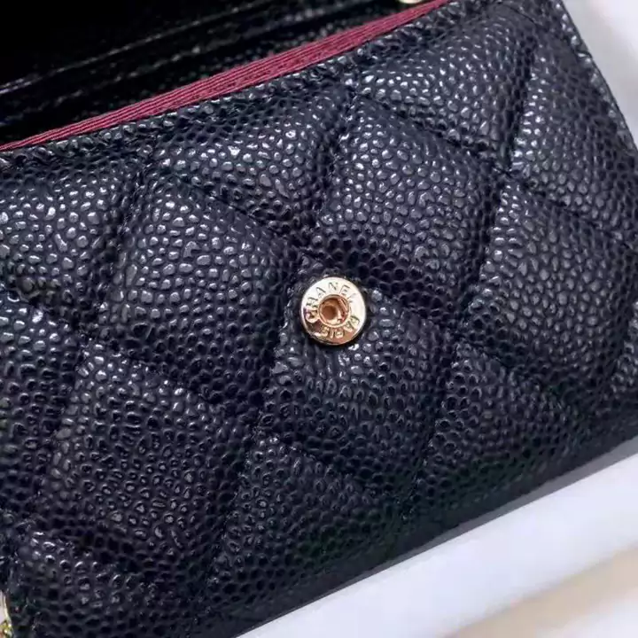 ブランドシャネル/Chanel財布 洗練された小銭入れはミニで少しレトロな可愛らしい雰囲気があります財布