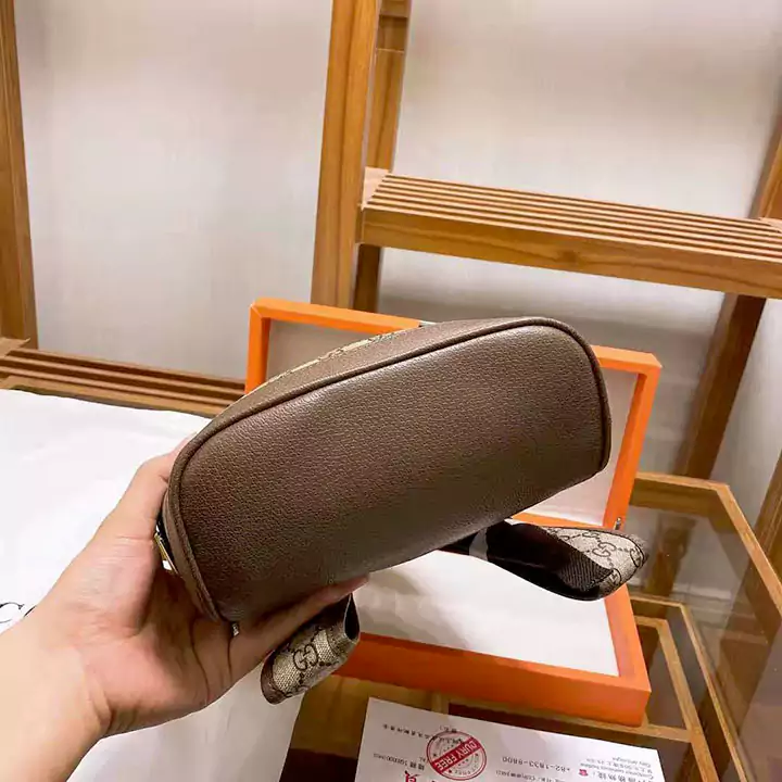 gucciグッチドナルドダックのリュックサック専門店cabayacase