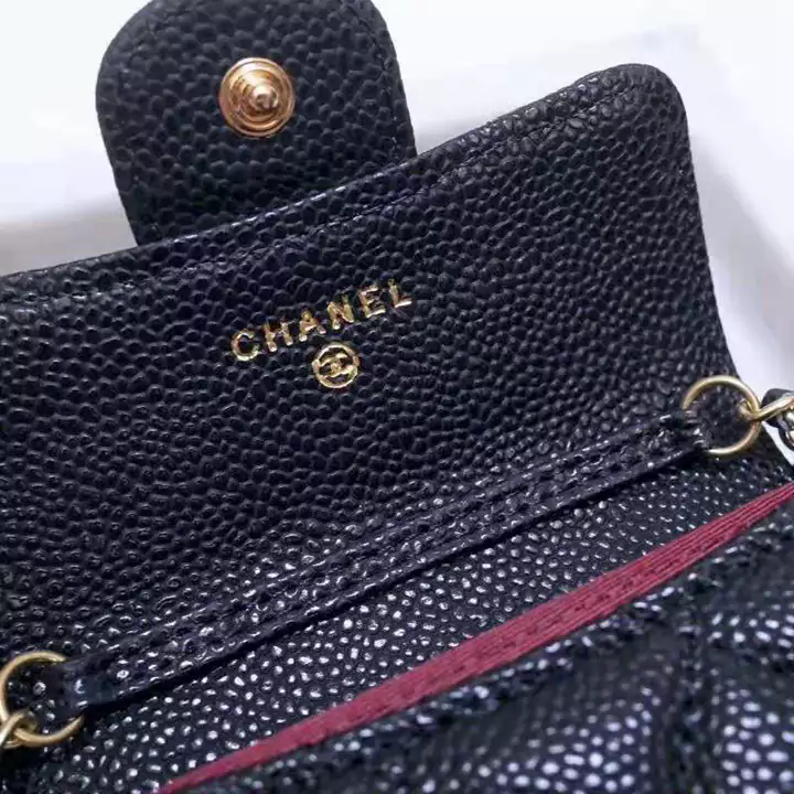 ブランドシャネル/Chanel財布 洗練された小銭入れはミニで少しレトロな可愛らしい雰囲気があります財布